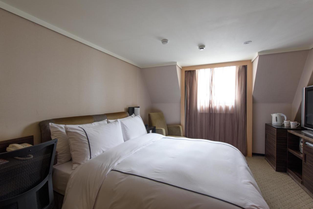 K Hotel Тайбэй Экстерьер фото