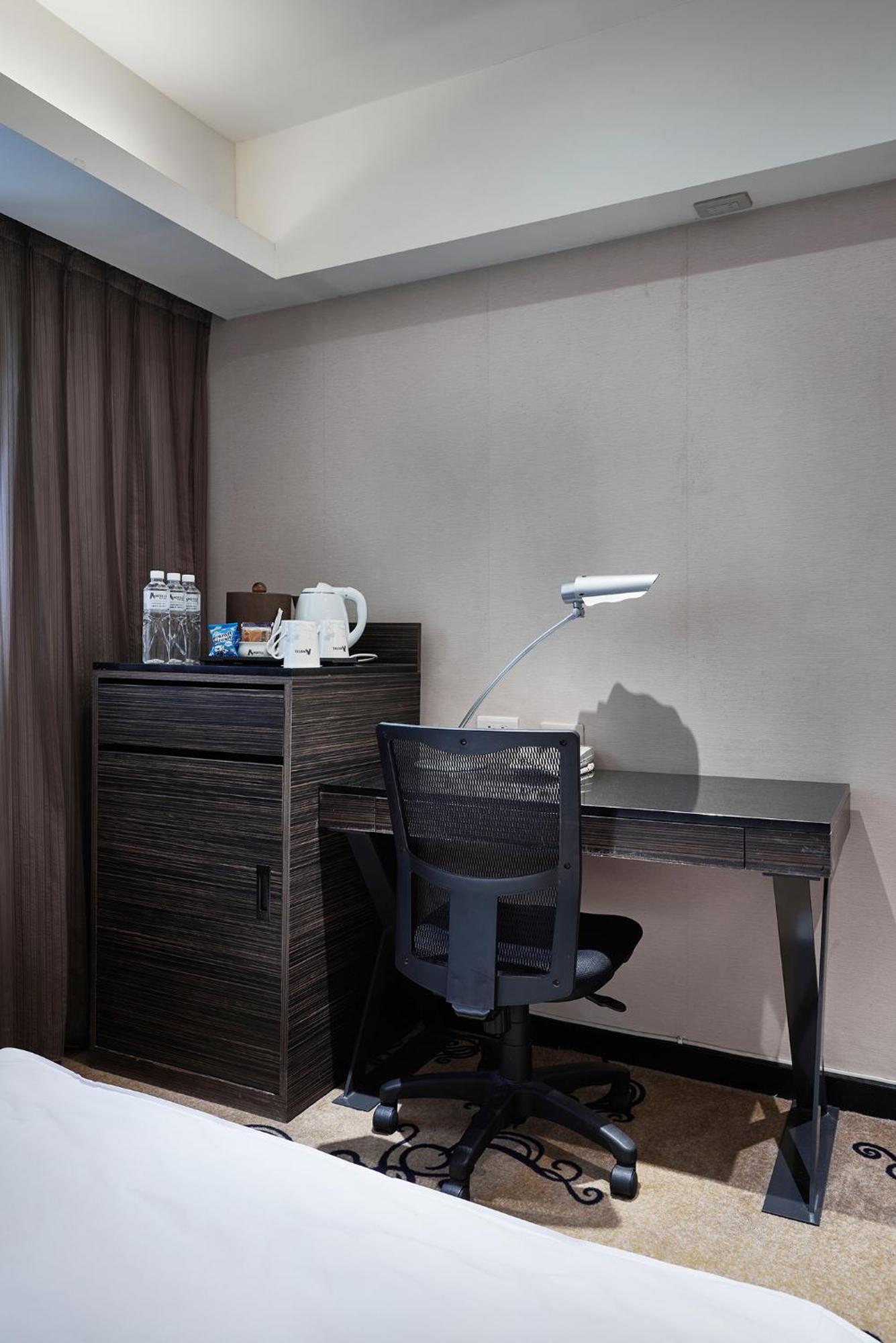 K Hotel Тайбэй Экстерьер фото